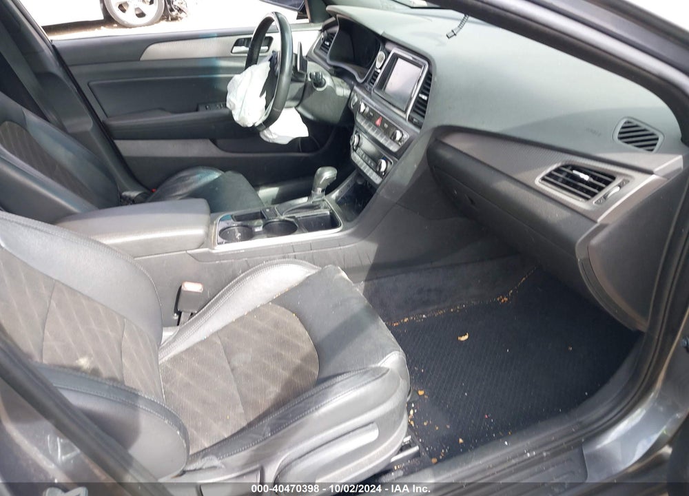 2018 HYUNDAI SONATA SPORT VIN: 5NPE34AF5JH699640