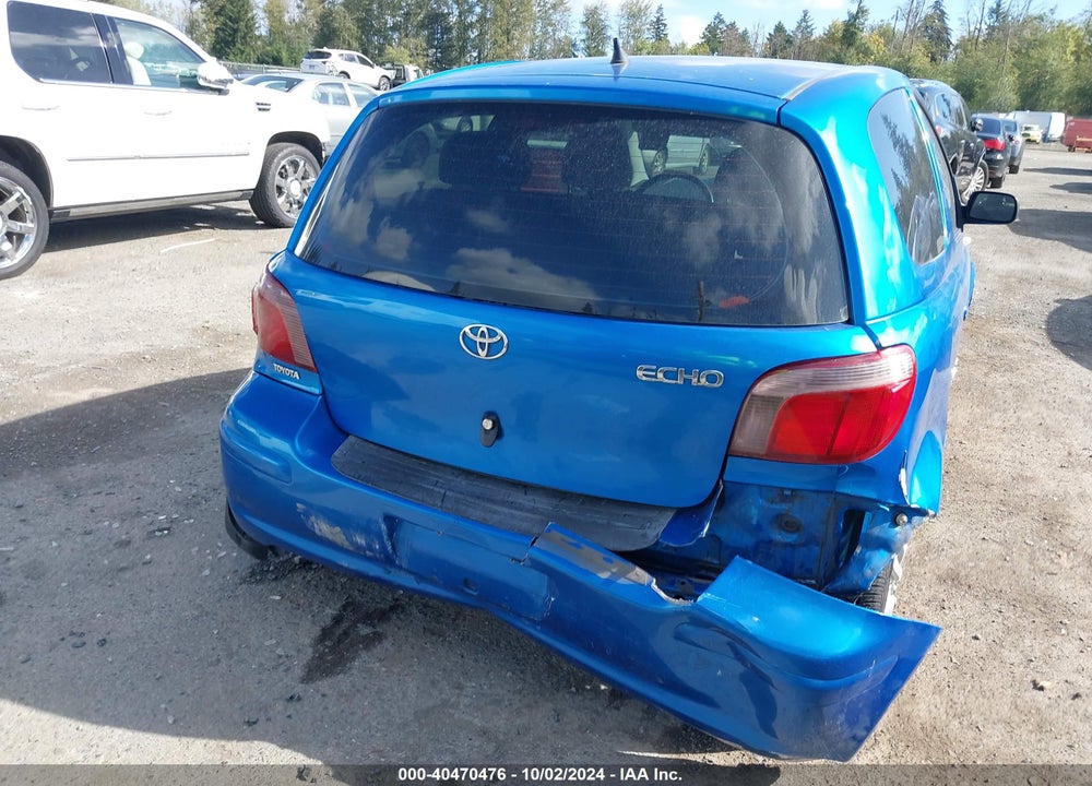 2005 TOYOTA ECHO VIN: JTDAT123150084023