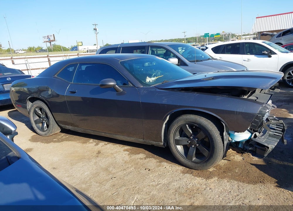 2013 DODGE CHALLENGER SXT VIN: 2C3CDYAG1DH569473