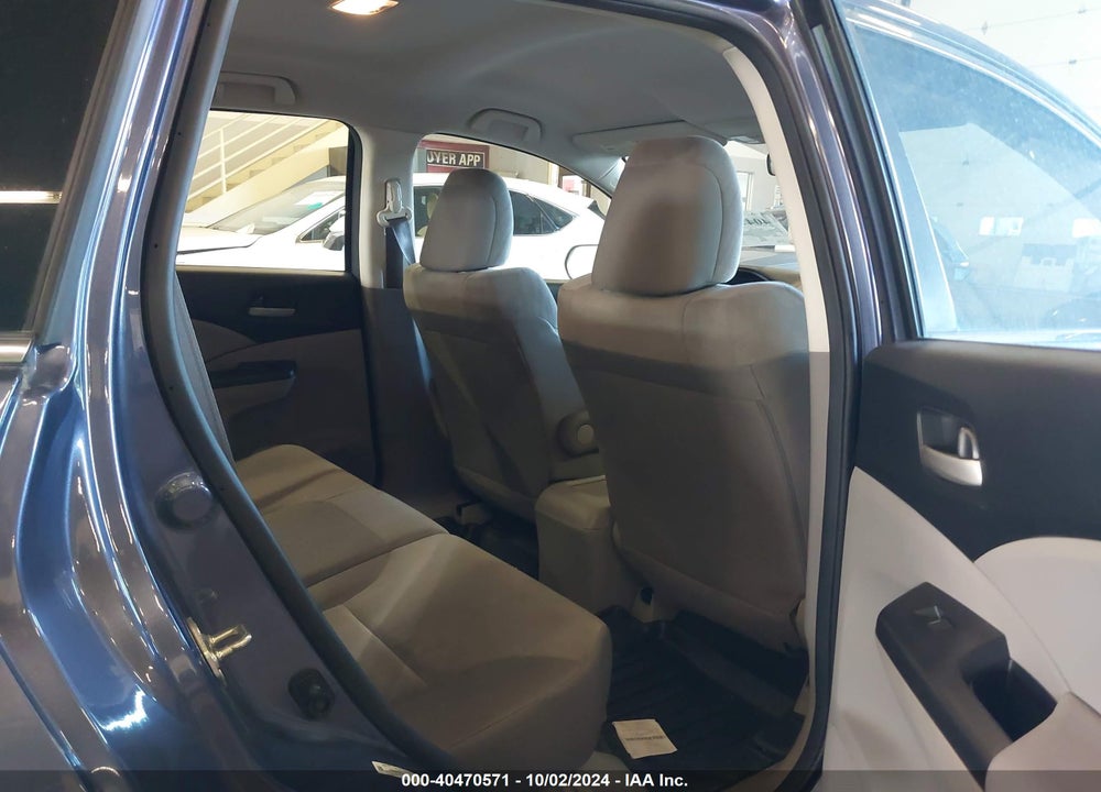2014 HONDA CR-V LX VIN: 2HKRM4H35EH617373