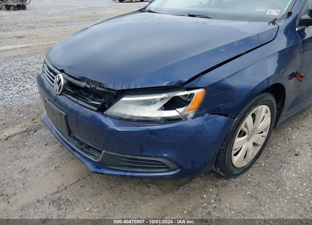 2013 VOLKSWAGEN JETTA 2.5L SE VIN: 3VWDP7AJ1DM375828
