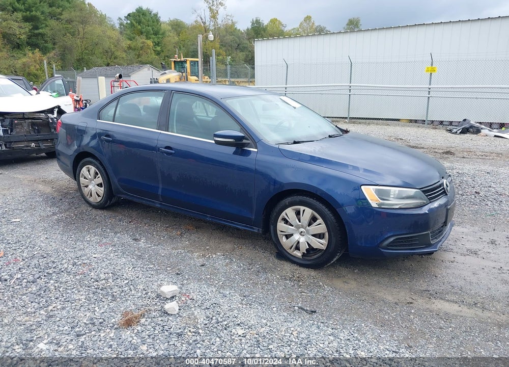 2013 VOLKSWAGEN JETTA 2.5L SE VIN: 3VWDP7AJ1DM375828