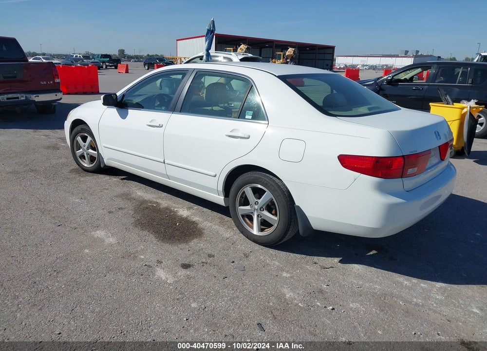 2005 HONDA ACCORD 2.4 EX VIN: 1HGCM56745A086161