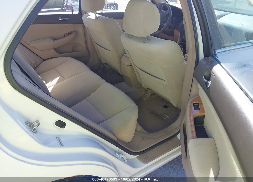 2005 HONDA ACCORD 2.4 EX VIN: 1HGCM56745A086161