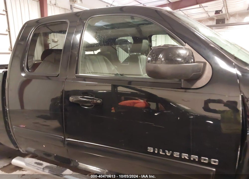 2009 CHEVROLET SILVERADO 1500 LTZ VIN: 1GCEK390X9Z278739