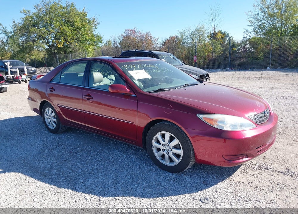 2002 TOYOTA CAMRY XLE VIN: 4T1BE30K82U049662