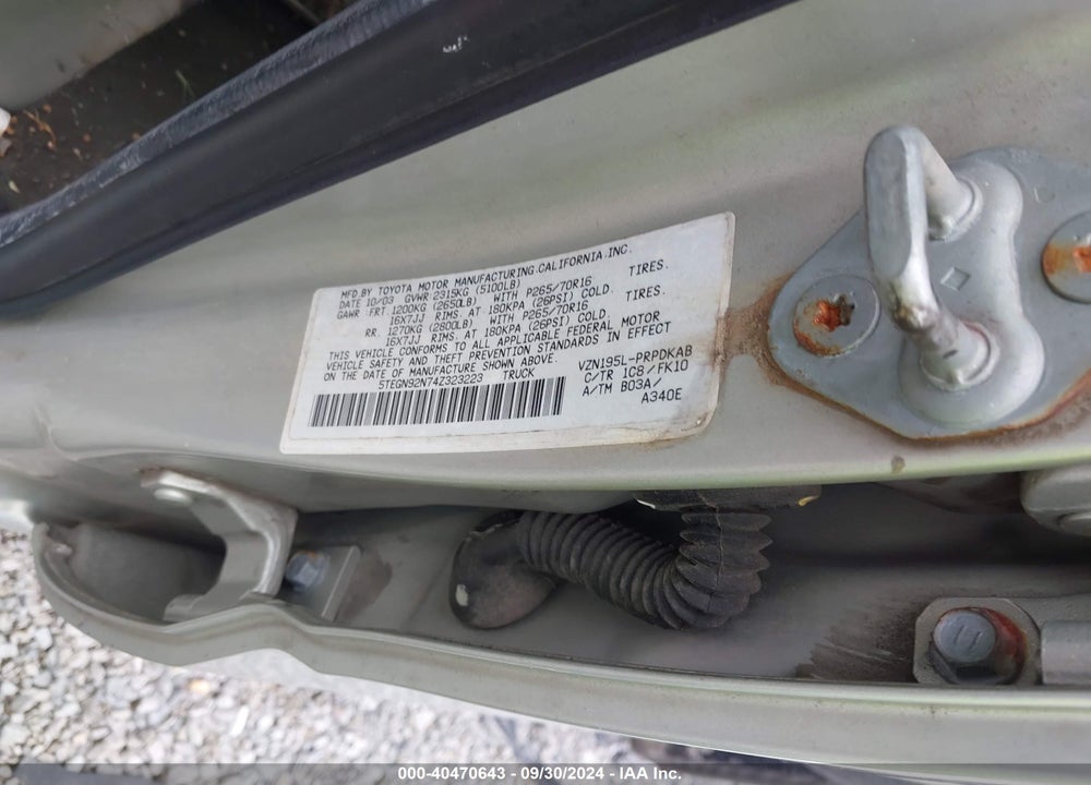 2004 TOYOTA TACOMA PRERUNNER V6 VIN: 5TEGN92N74Z323223