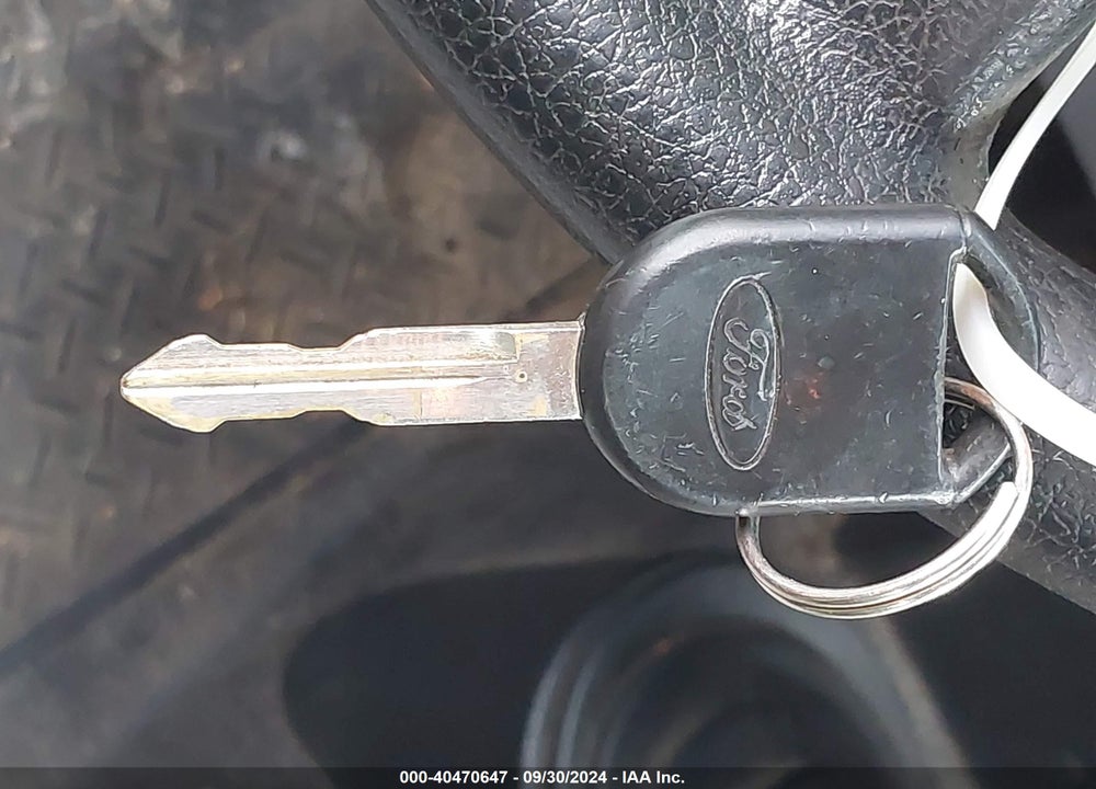 2006 FORD F-150 STX/XL/XLT VIN: 1FTRX14W76NA32995