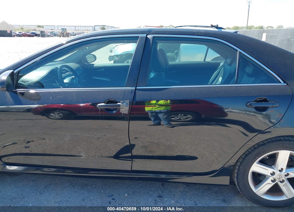 2012 TOYOTA CAMRY SE VIN: 4T1BF1FK1CU134370