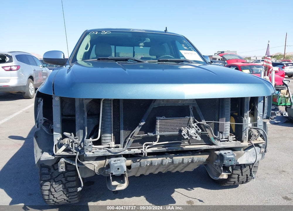 2009 CHEVROLET SILVERADO 1500 LT VIN: 3GCEC23039G276587