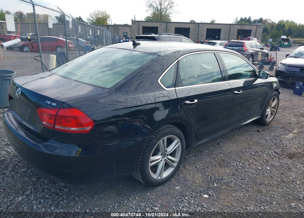 2014 VOLKSWAGEN PASSAT 1.8T SE VIN: 1VWBT7A38EC111609