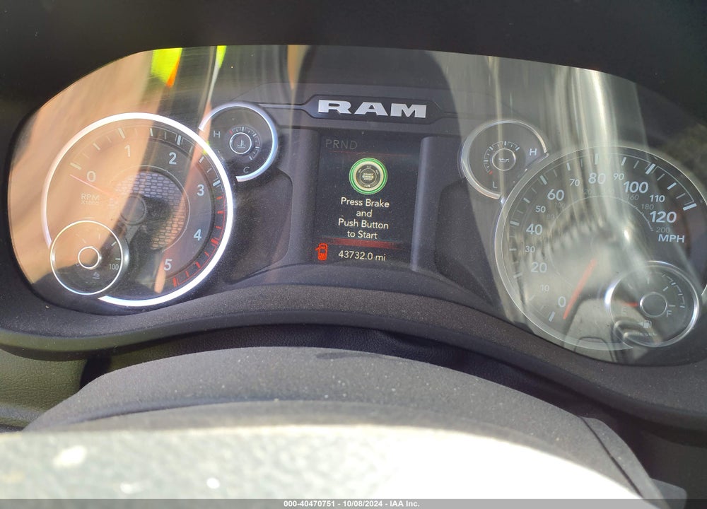 2023 RAM 3500 BIG HORN  4X4 8' BOX VIN: 3C63RRHL5PG507530