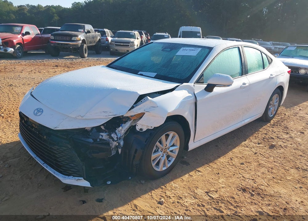 2025 TOYOTA CAMRY LE VIN: 4T1DAACK0SU047084