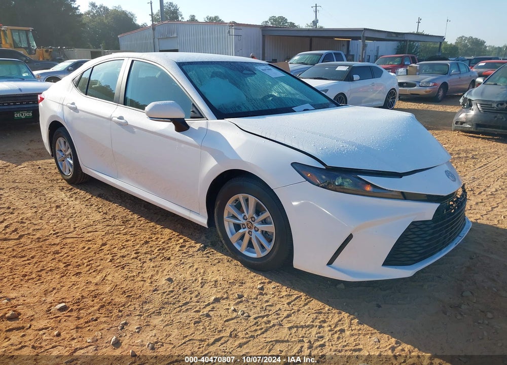 2025 TOYOTA CAMRY LE VIN: 4T1DAACK0SU047084