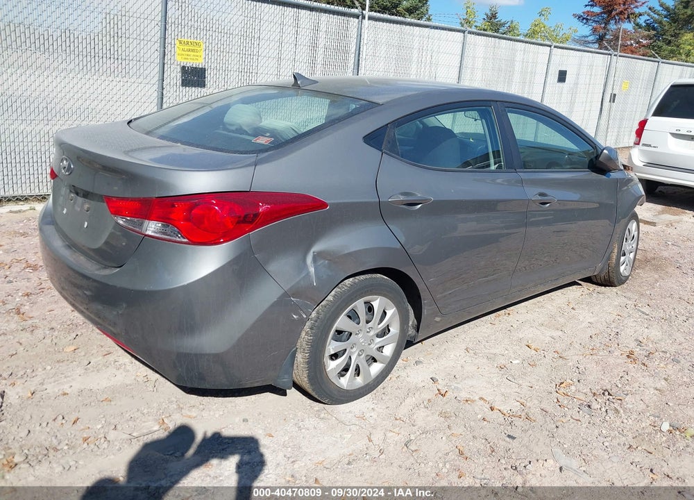 2013 HYUNDAI ELANTRA GLS VIN: 5NPDH4AE3DH171927