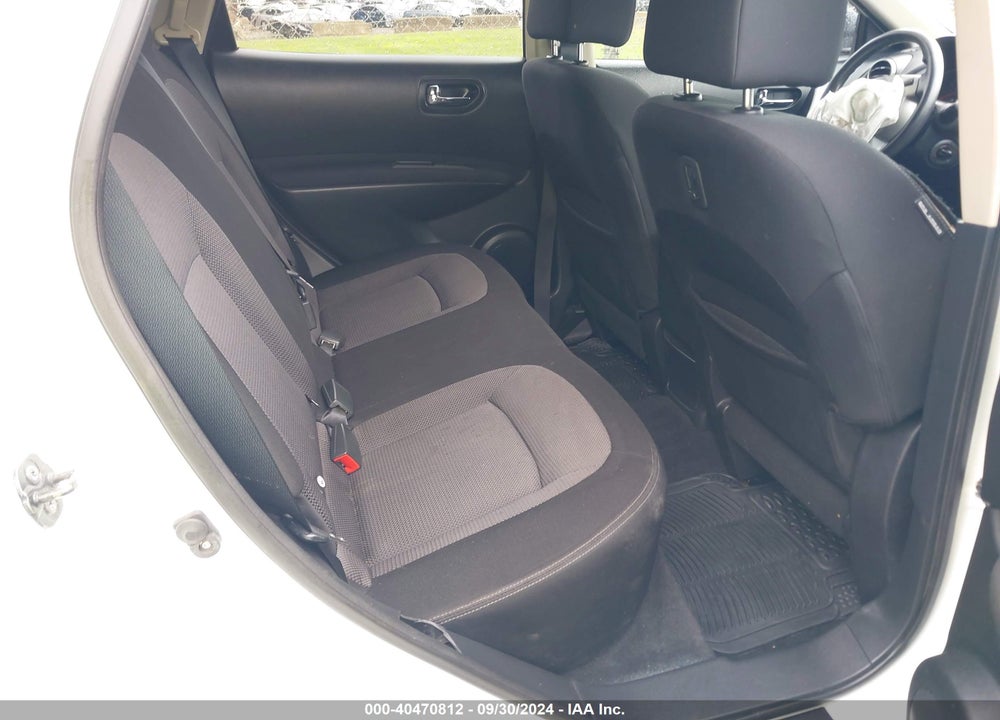2013 NISSAN ROGUE SV VIN: JN8AS5MT4DW008383