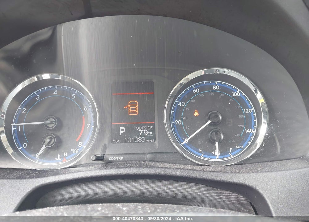 2018 TOYOTA COROLLA LE VIN: 2T1BURHE4JC003119