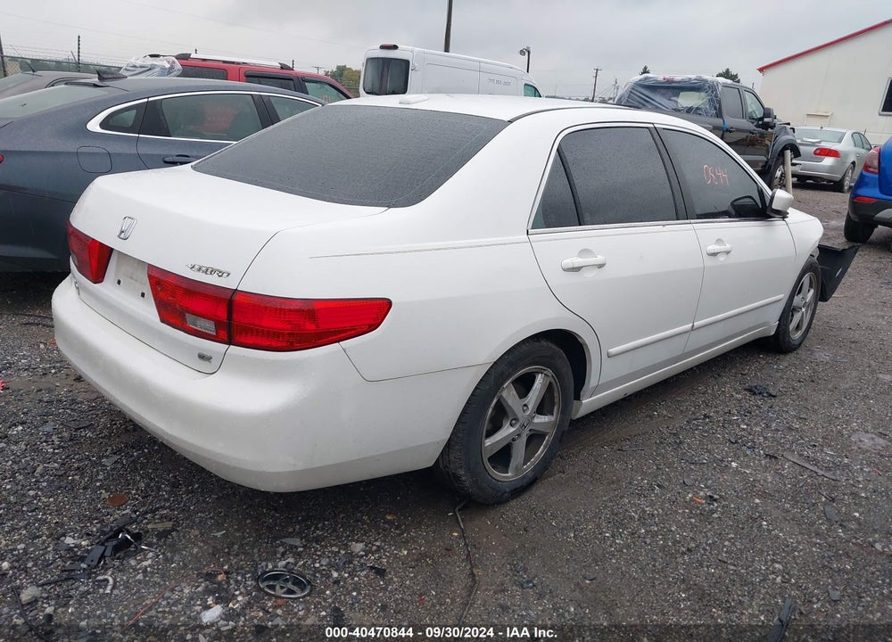 2005 HONDA ACCORD 2.4 EX VIN: 1HGCM56805A094153
