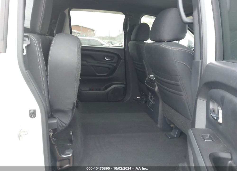 2018 NISSAN TITAN XD SV DIESEL VIN: 1N6BA1F47JN528853