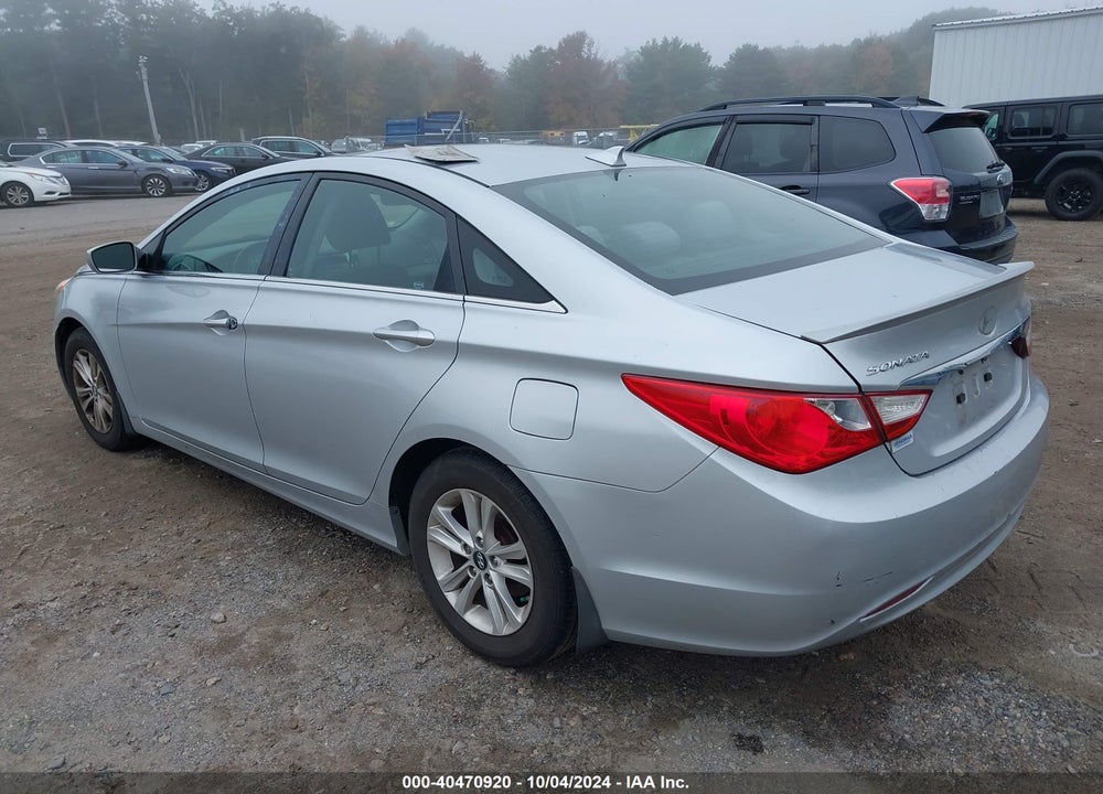2013 HYUNDAI SONATA GLS VIN: 5NPEB4AC8DH574936