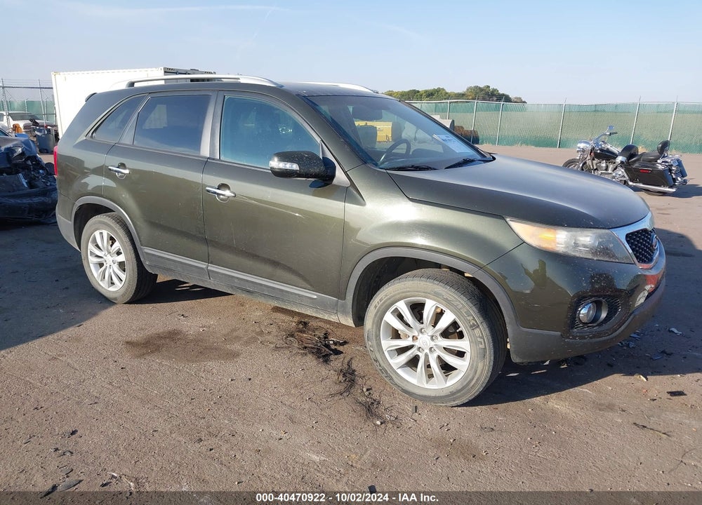 2011 KIA SORENTO EX VIN: 5XYKU4A18BG114465