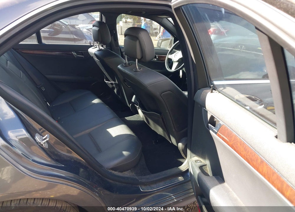 2010 MERCEDES-BENZ C 300 LUXURY 4MATIC/SPORT 4MATIC VIN: WDDGF8BB9AF471417