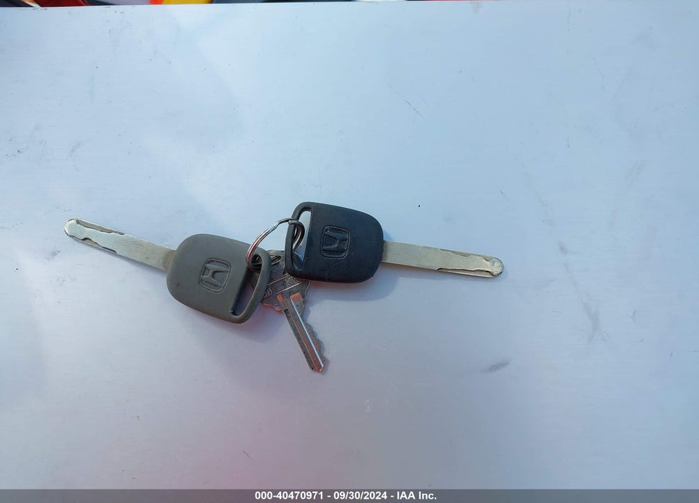 2003 HONDA PILOT EX VIN: 2HKYF18473H504535