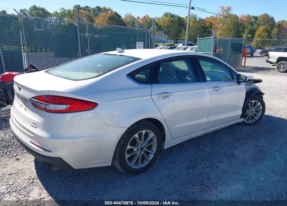 2019 FORD FUSION SE VIN: 3FA6P0HD5KR163281