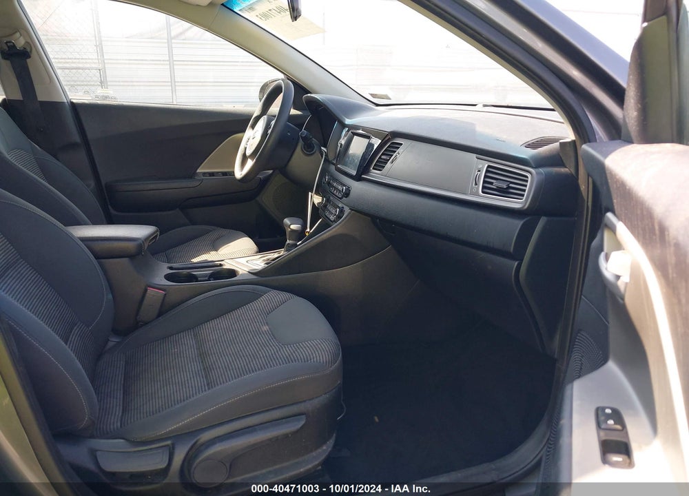 2018 KIA NIRO LX VIN: KNDCB3LC8J5156922