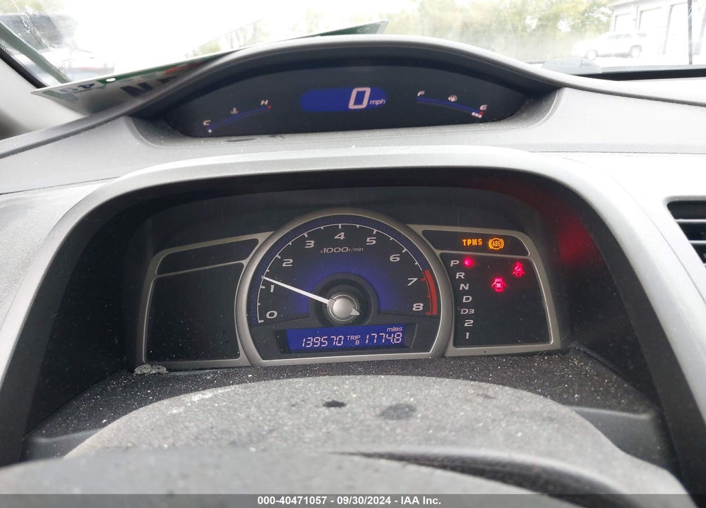 2011 HONDA CIVIC LX VIN: 19XFA1F52BE007560