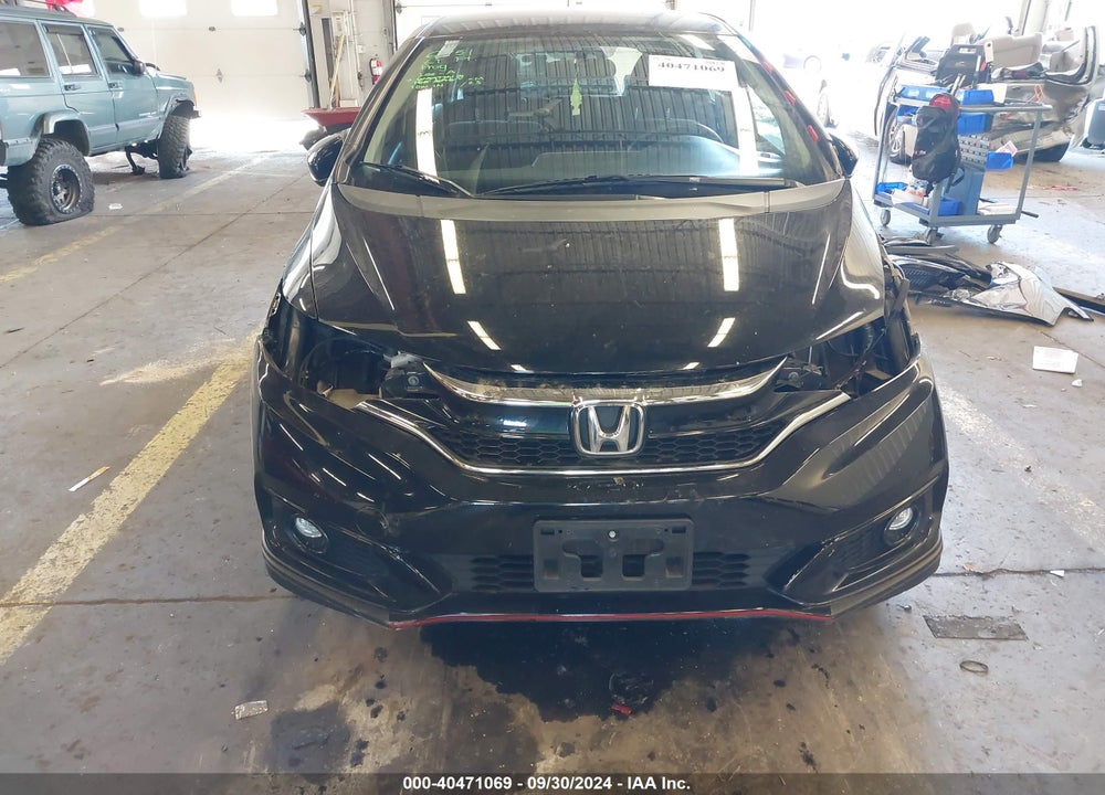 2018 HONDA FIT SPORT VIN: 3HGGK5H64JM724045