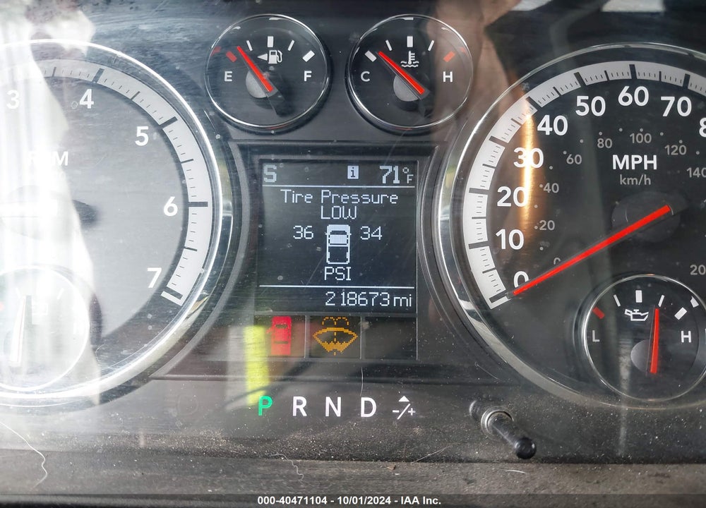2011 RAM 1500 SLT VIN: 1D7RV1GT0BS558197