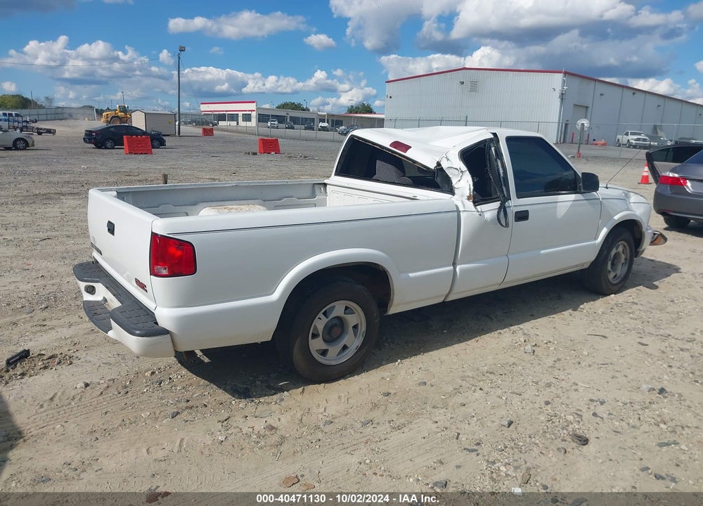 2000 GMC SONOMA SLS VIN: 1GTCS19W8Y8142842
