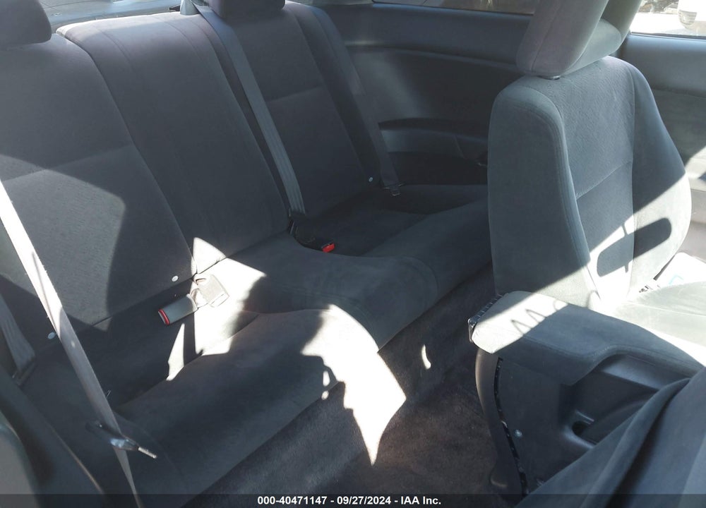 2004 HONDA CIVIC LX VIN: 1HGEM22574L021934