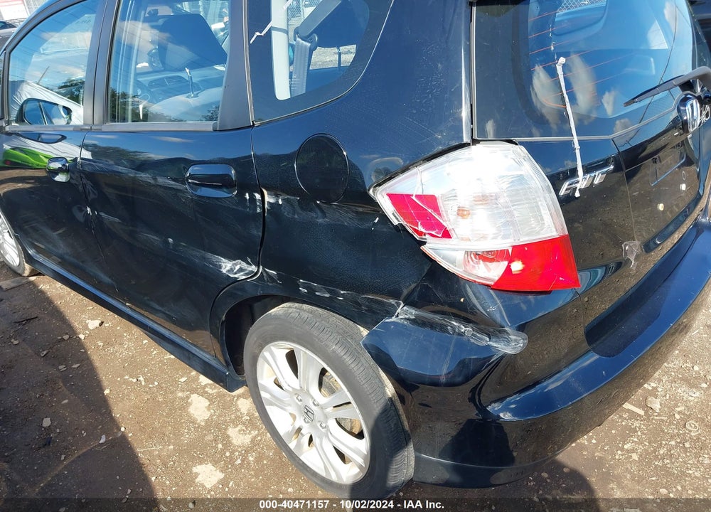 2010 HONDA FIT SPORT VIN: JHMGE8H47AS024497