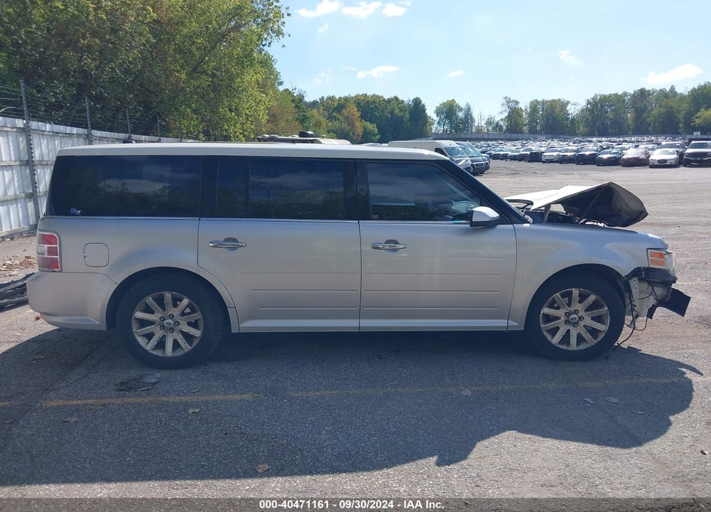 2009 FORD FLEX SEL VIN: 2FMDK52C99BA28855