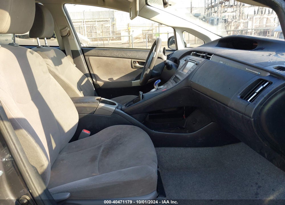 2014 TOYOTA PRIUS PLUG-IN VIN: JTDKN3DP5E3062325