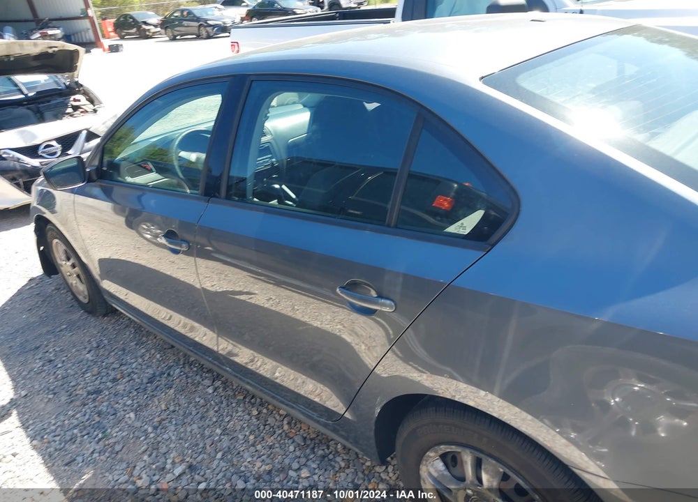 2014 VOLKSWAGEN JETTA 2.0L S VIN: 3VW2K7AJ9EM298066