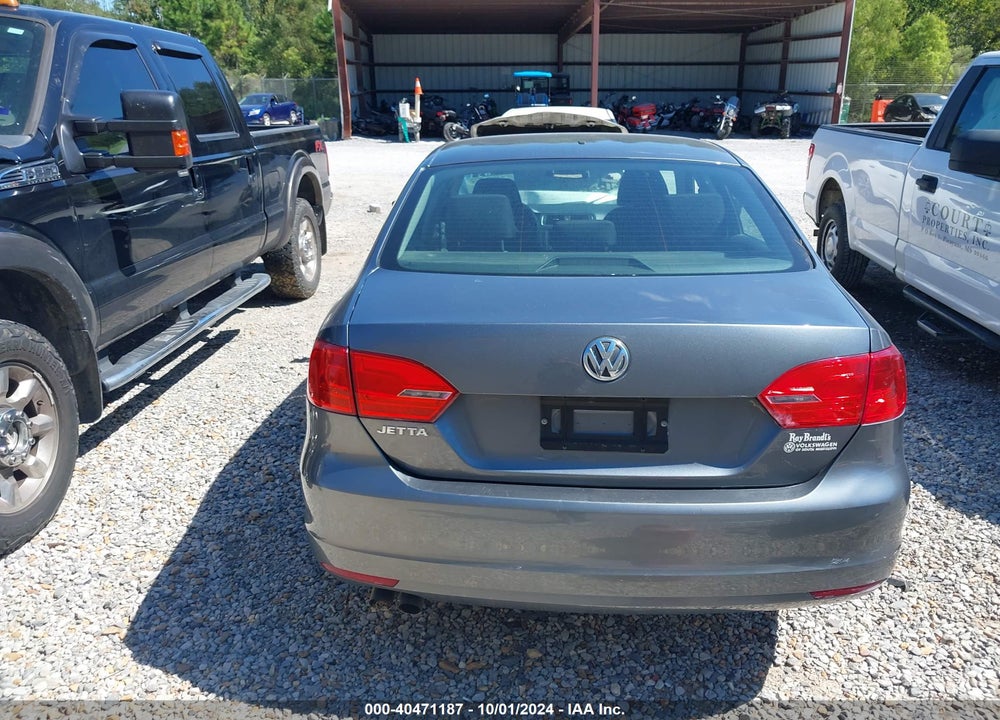 2014 VOLKSWAGEN JETTA 2.0L S VIN: 3VW2K7AJ9EM298066