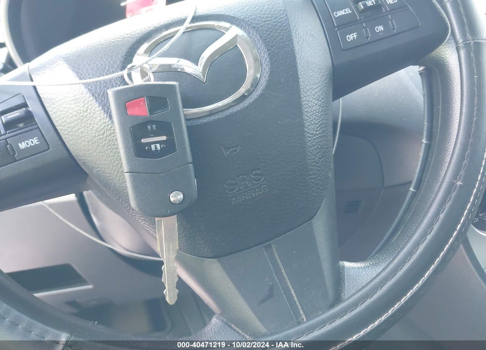 2011 MAZDA 3 I TOURING VIN: JM1BL1VF2B1409505