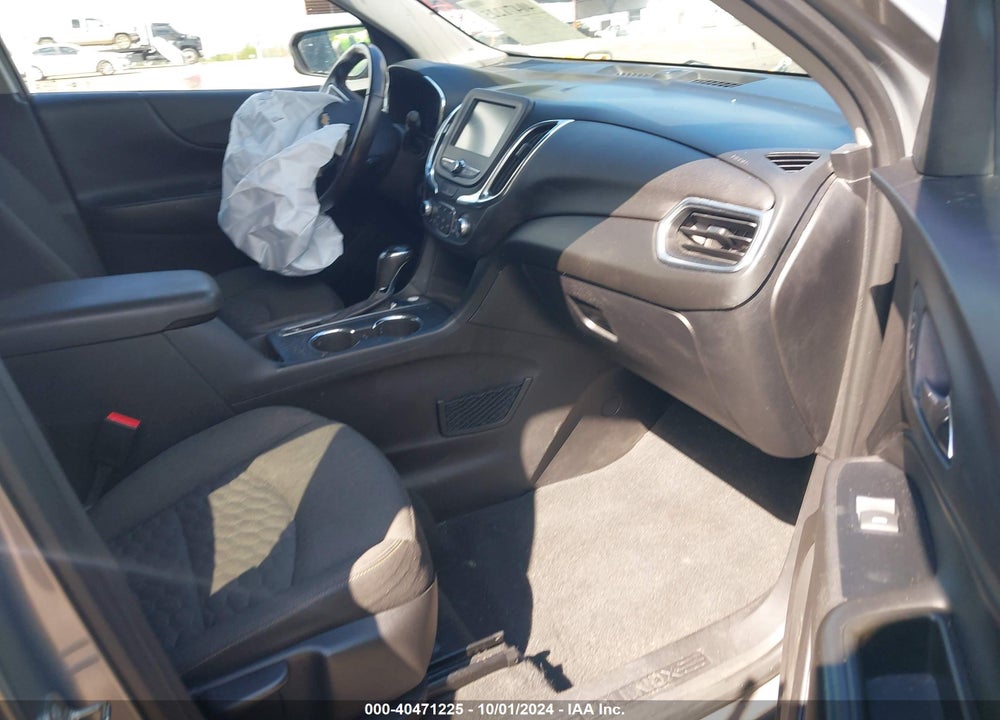 2018 CHEVROLET EQUINOX LT VIN: 3GNAXJEV4JS622354