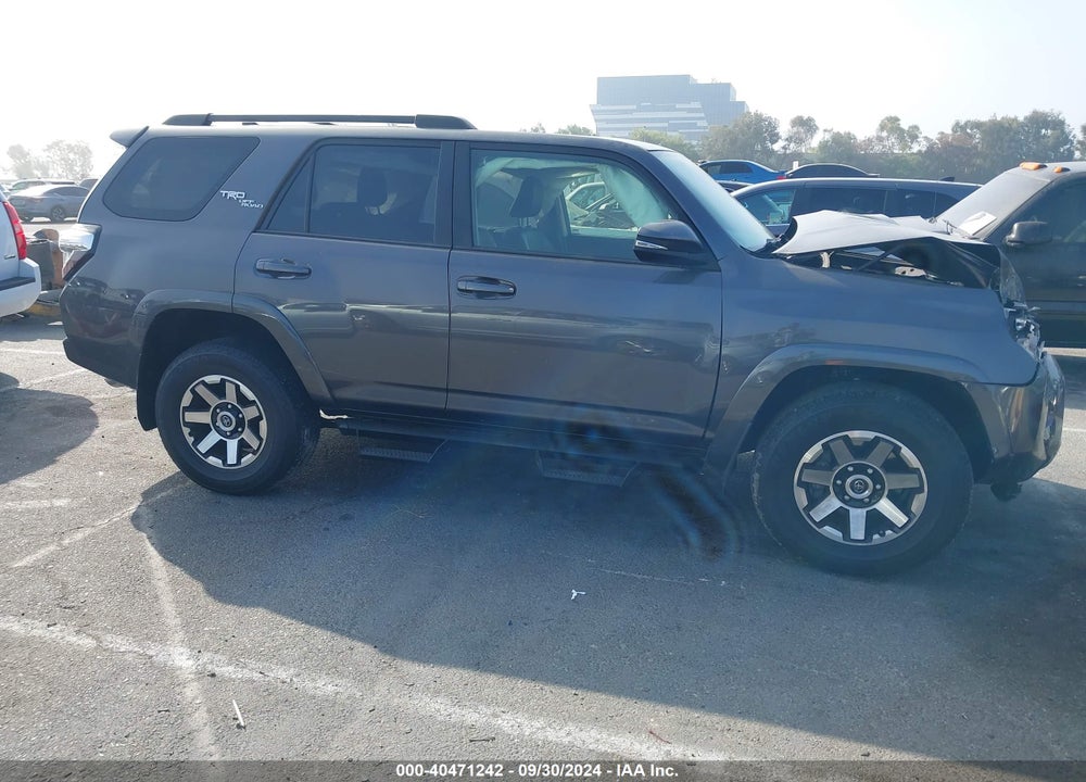 2021 TOYOTA 4RUNNER TRD OFF ROAD PREMIUM VIN: JTERU5JR9M5899869