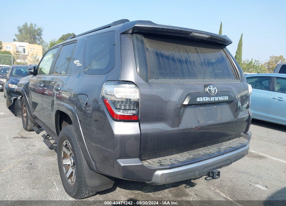 2021 TOYOTA 4RUNNER TRD OFF ROAD PREMIUM VIN: JTERU5JR9M5899869