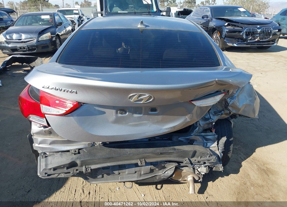 2013 HYUNDAI ELANTRA GLS VIN: KMHDH4AE4DU489685