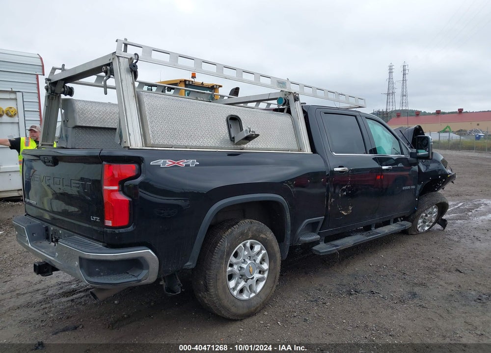 2024 CHEVROLET SILVERADO 2500HD 4WD STANDARD BED LTZ VIN: 1GC4YPE7XRF127826