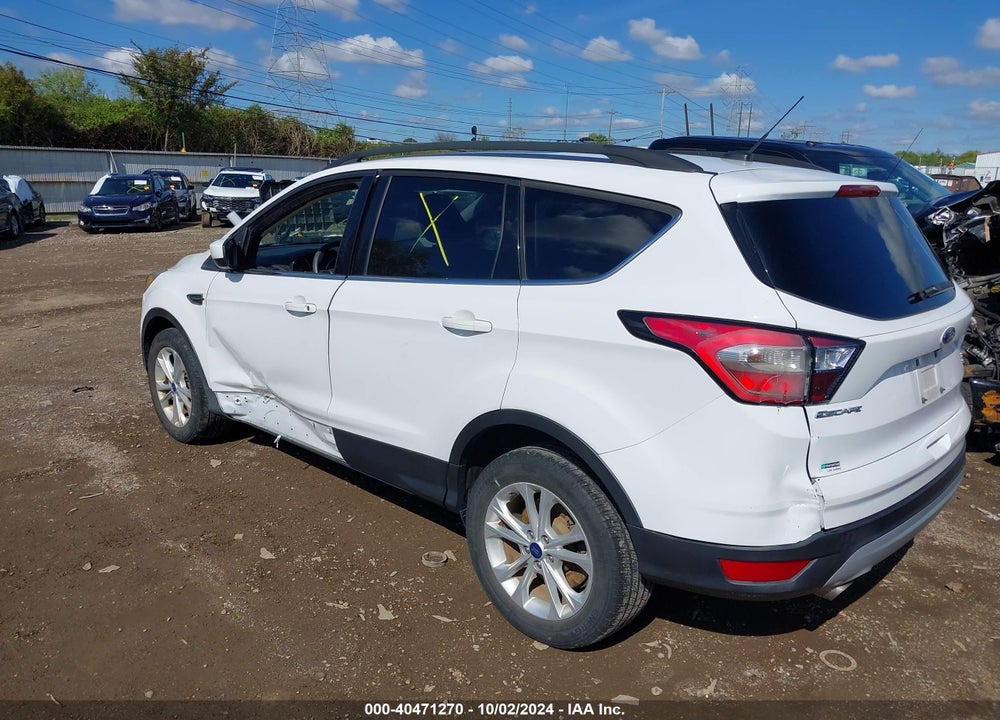 2018 FORD ESCAPE SE VIN: 1FMCU9GDXJUB28699