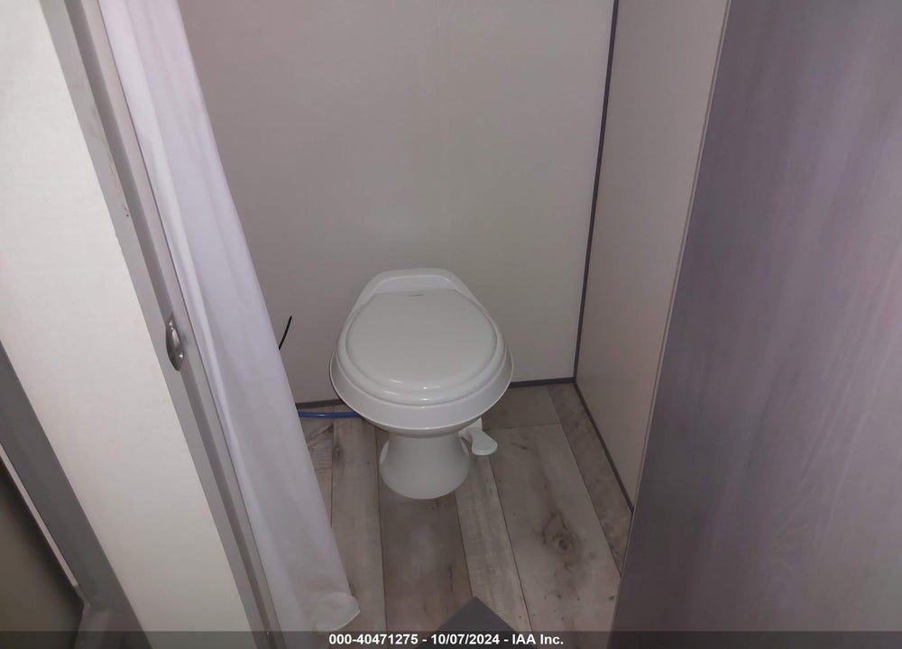 2022 KEYSTONE TRAIL LE SERIES VIN: 4YDTATG11NJ920504
