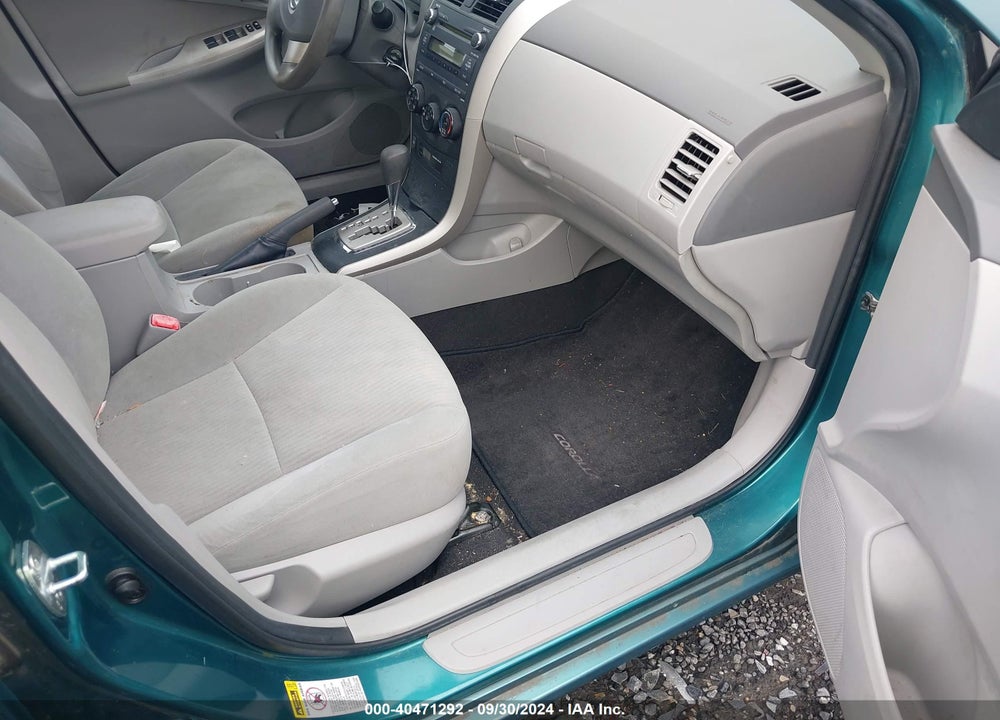 2010 TOYOTA COROLLA LE VIN: 1NXBU4EE7AZ284001
