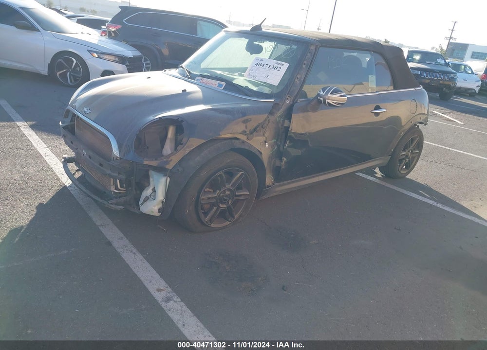 2013 MINI CONVERTIBLE COOPER VIN: WMWZN3C56DT568983