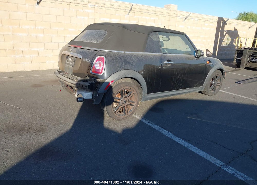 2013 MINI CONVERTIBLE COOPER VIN: WMWZN3C56DT568983